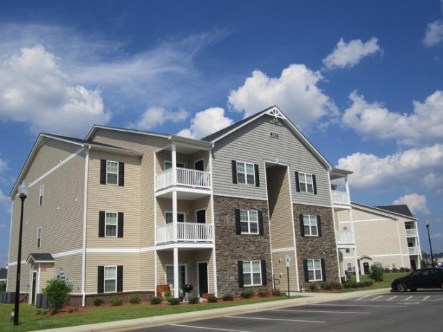 Main picture of Condominium for rent in Fayetteville, NC